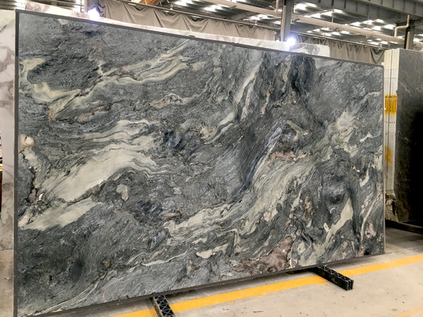 STALLION QUARTZITE AMAZON GREY