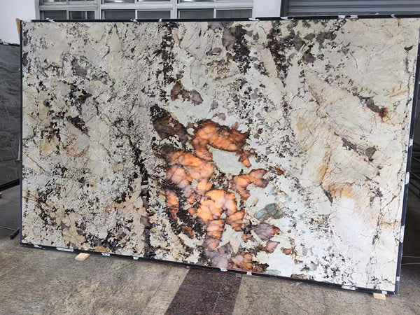 STALLION QUARTZITE GOLD PATAGONIA