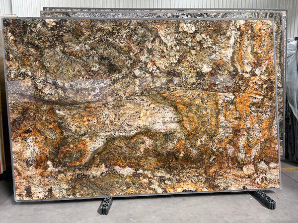 STALLION QUARTZITE MASKARATUS